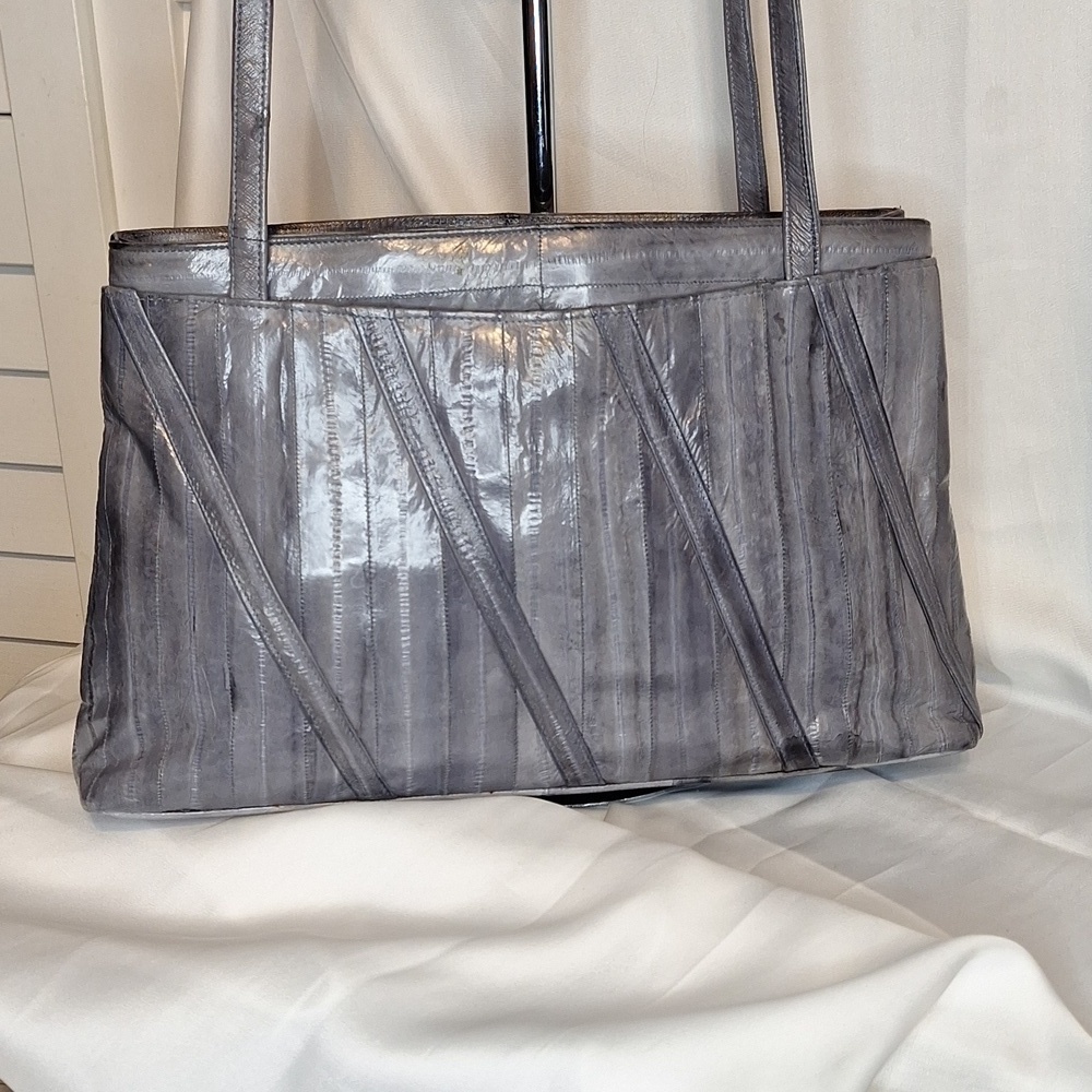 Eel skin Shoulder Bag Gray excellent condition 13"x 8"